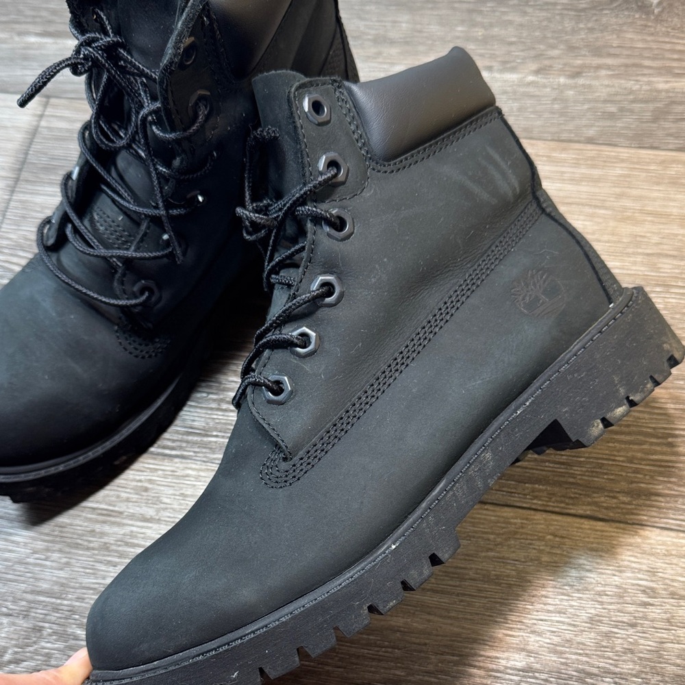 Timberland Black Lace-Up Ankle Boots woman’s size 7 (s133) - Picture 4 of 10